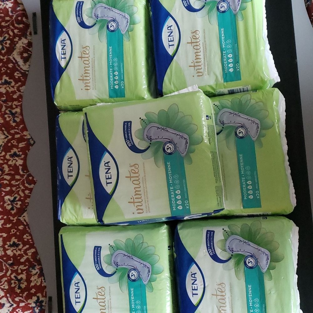 Tena Intimates Moderate Regular Pad Bundle